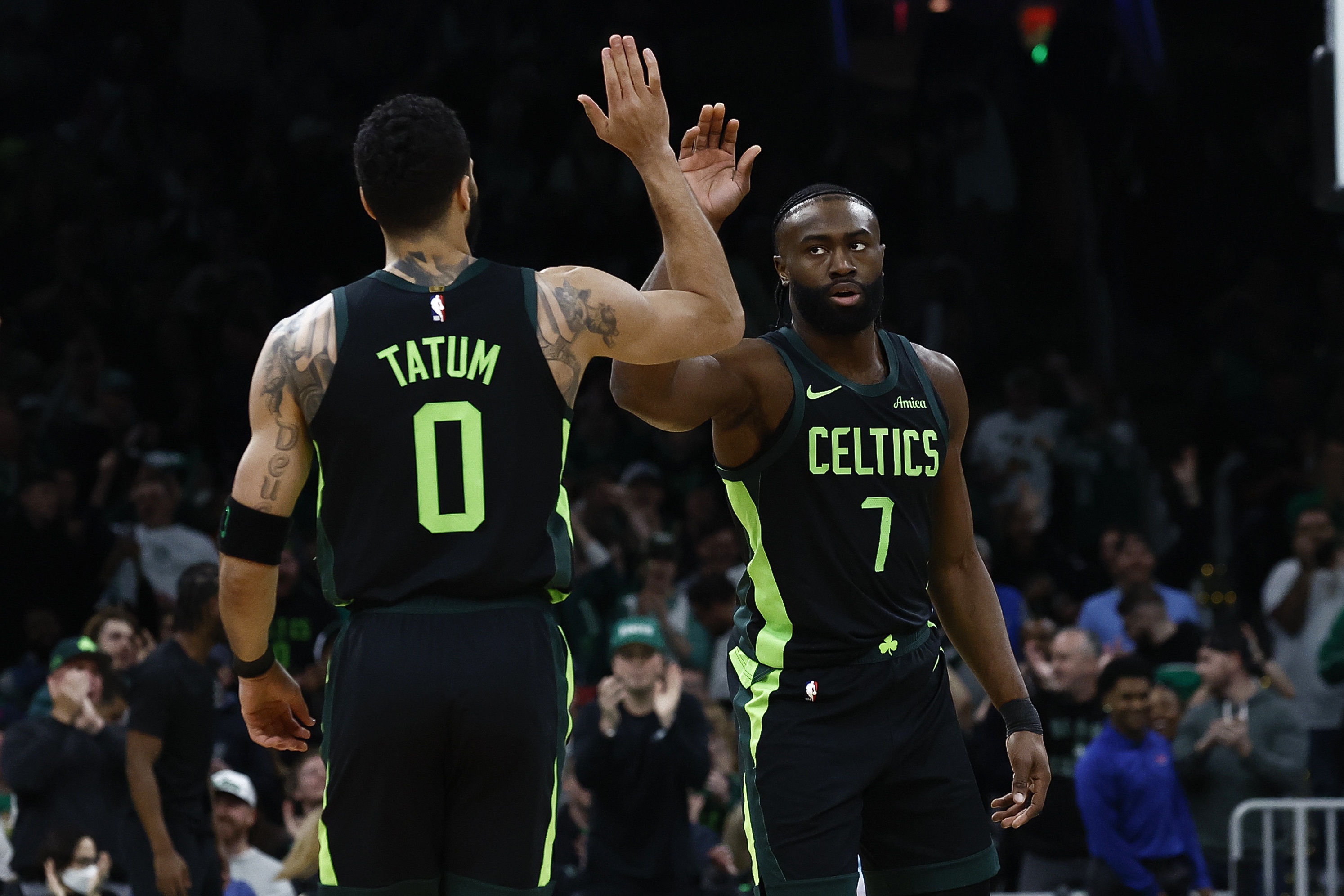 蒂格曝NBA更衣室真相：队友多为同事，双探花关系不似表面