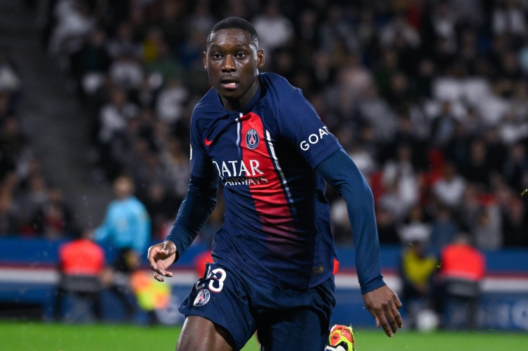 皇马热身赛两球领先遭紫百合追平 阿森纳4-1客胜赫罗纳 皇马热身赛两球领先遭紫百合追平 阿森纳4-1客胜赫罗纳
