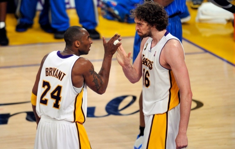 加索尔：在湖人防守升一档，科比让我把更多精力投入防守