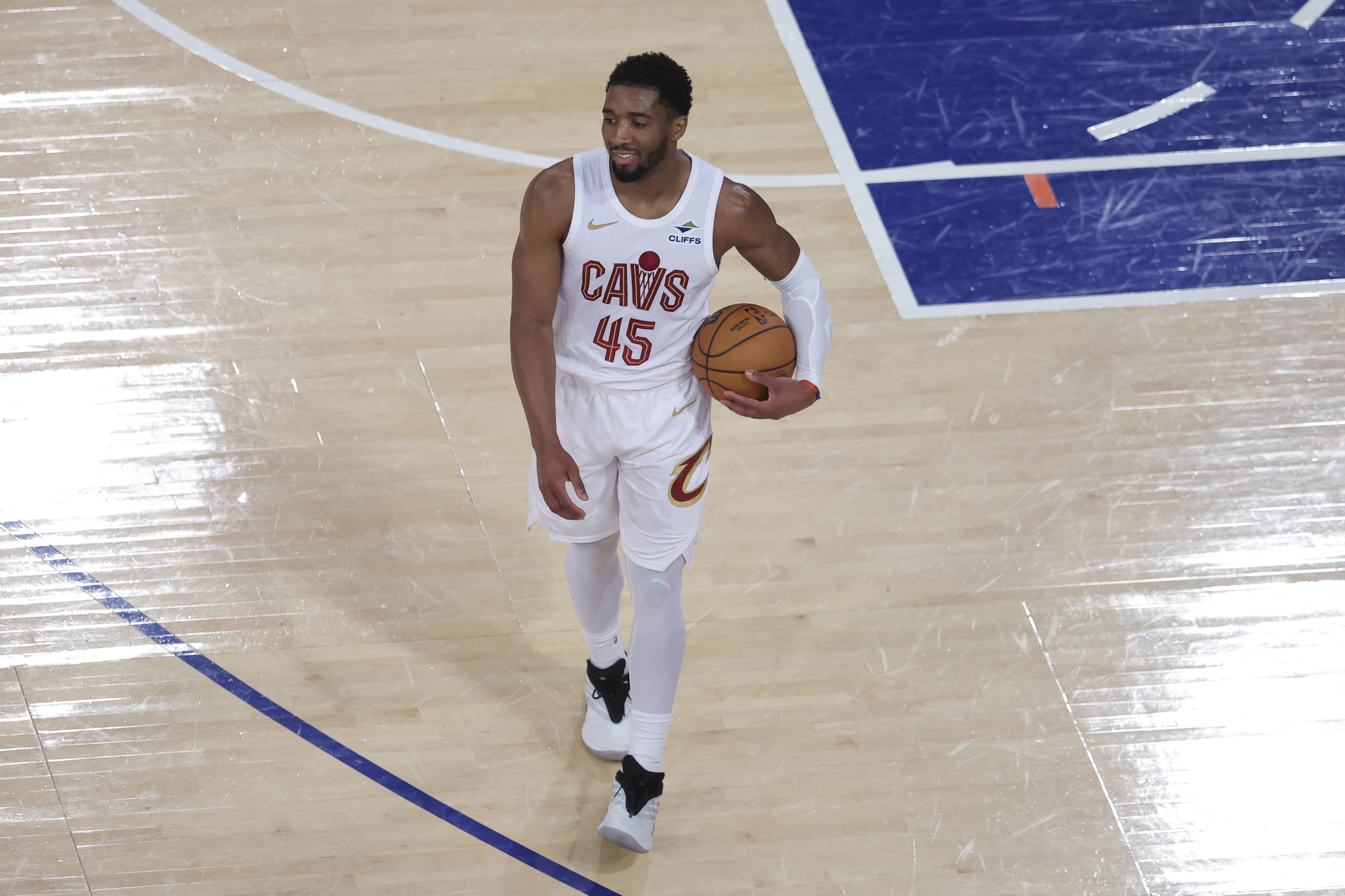 恩比德剩余合同1.88亿登顶NBA垃圾合同榜 恩比德剩余合同1.88亿登顶NBA垃圾合同榜