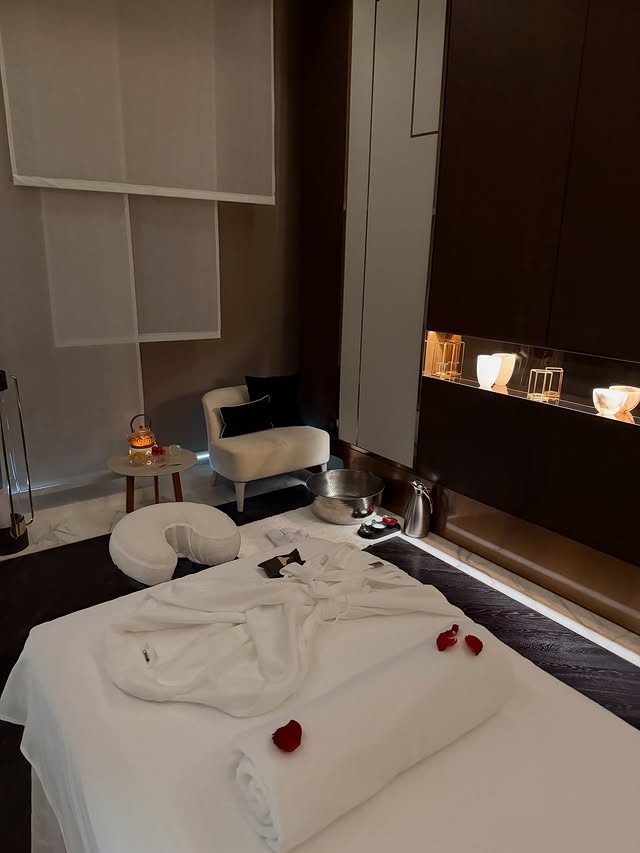 保罗·乔治妻子晒上海48小时随行照片
