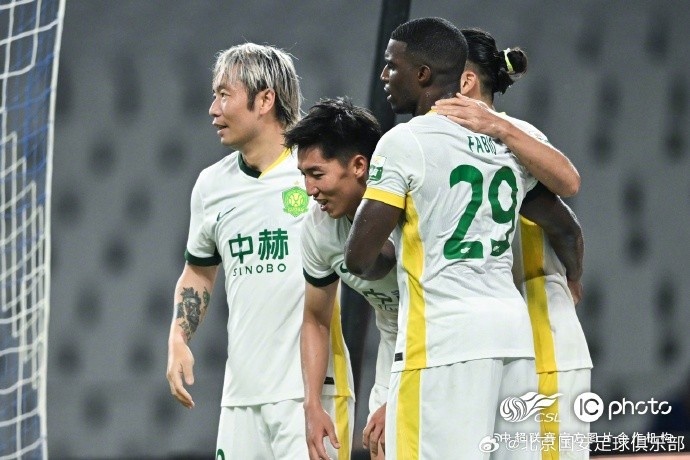 侯森多次扑救曹永竞张稀哲破门 国安客场3-0击败申花